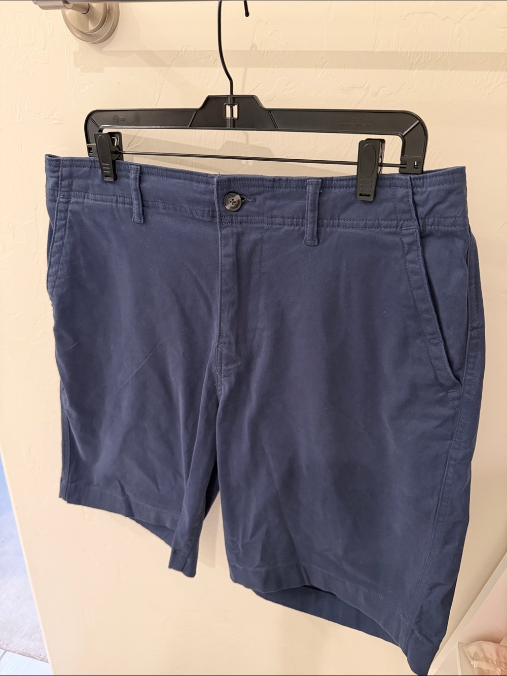 Lucky Brand Men's Classic Navy Chino Shorts